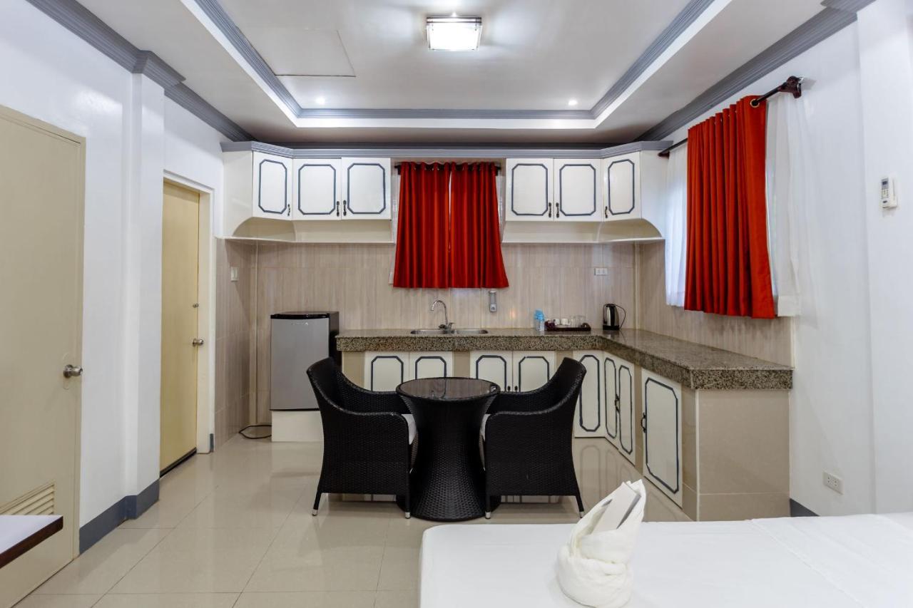 Madison Garden And Residences Panglao Extérieur photo